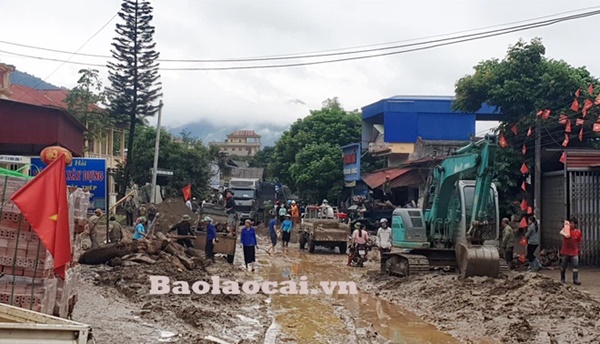 Lũ ống kinh hoàng làm 3 người tử vong ở Lào Cai: Cả nhà đang ngủ say giấc thì thấy mặt đất rung chuyển-3