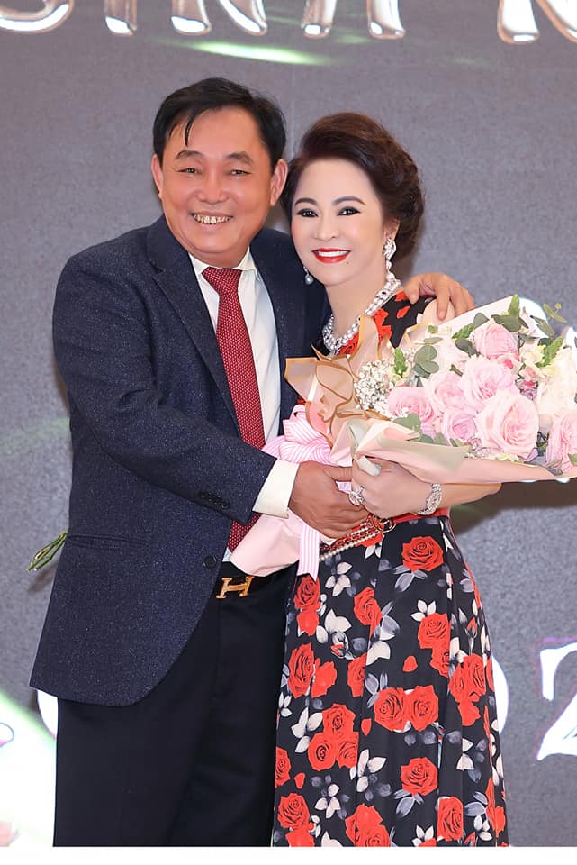 Nhan sắc nữ đại gia đáp trả Trang Trần em có chửi chị 1000 lần chị vẫn xinh đẹp, ở trong lòng công chúng-7