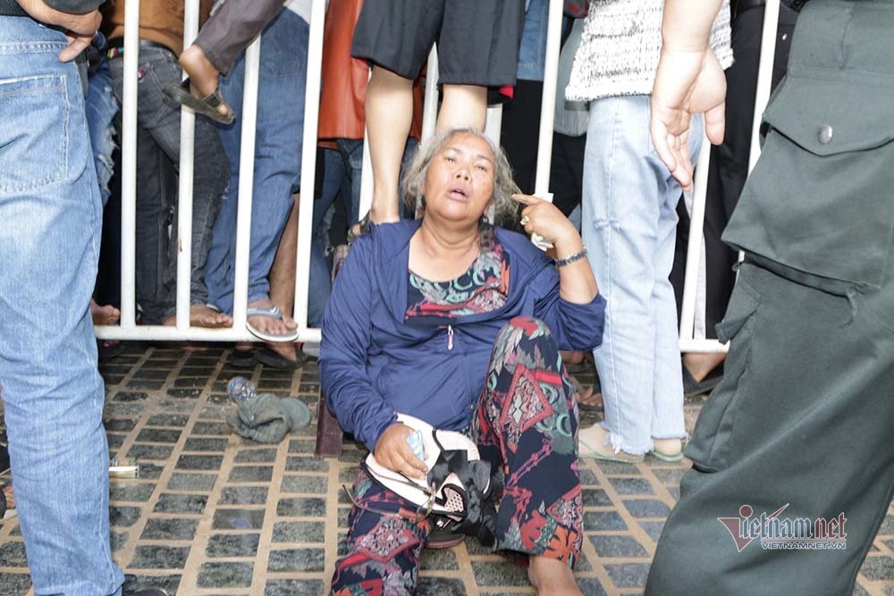 Vé xem Công Phượng đấu Quang Hải: Cháy và giá tăng không tưởng-2