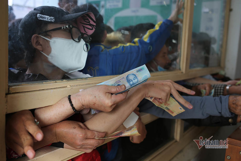 Vé xem Công Phượng đấu Quang Hải: Cháy và giá tăng không tưởng-10