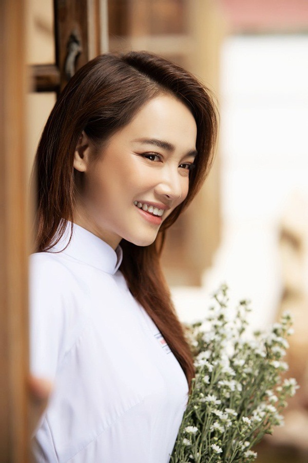 Nhã Phương lên tiếng giữa lùm xùm mắc bệnh ngôi sao, nữ chính cho biết lý do đăng ảnh Trường Giang ngay lúc phim bị hoãn chiếu gây ngỡ ngàng-1