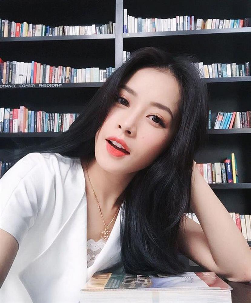 Chi Pu có 4 kiểu tóc đen tuyền chanh sả lại hack tuổi cực kỳ-11