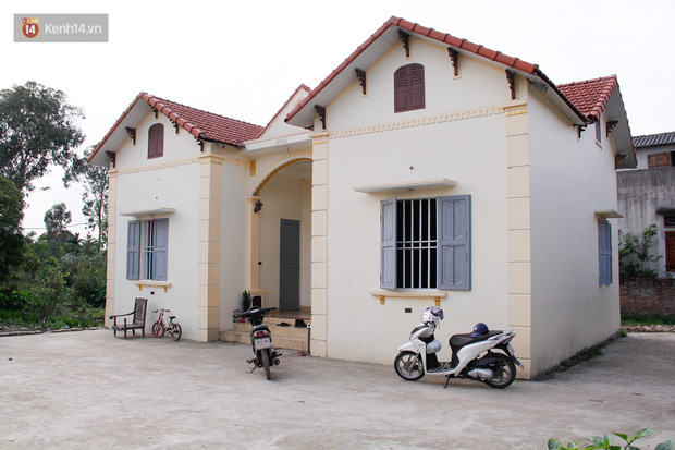 Vợ mất khi mang thai đứa con thứ 9, ông bố gà trống nuôi 8 đứa con thơ: Dù khó khăn, bố con mình vẫn nuôi nhau cho vui-6