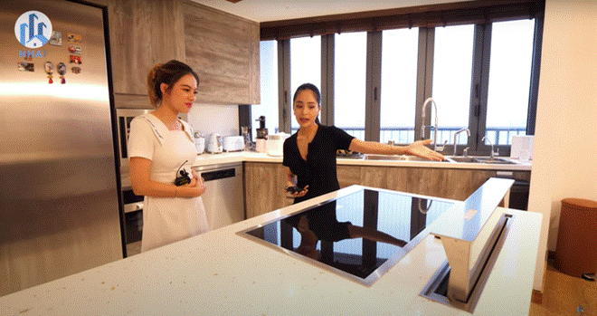 Căn chung cư rộng 330m sang trọng, giá gần 20 tỷ của vợ chồng ca nương Kiều Anh đẹp cỡ nào?-12