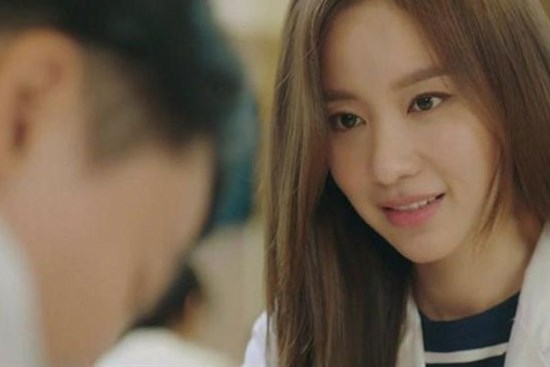 Câu chuyện rửa bát khiến người vợ vừa sinh con quyết định ly hôn và bài học: “Đừng ngây thơ cho rằng sau khi cưới sẽ thay đổi được tính xấu của đàn ông!”