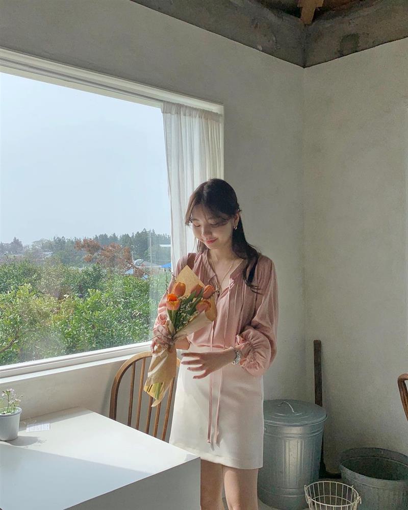 Muốn style công sở bớt nhạt, gái Hàn khuyên bạn nên thêm 4 màu sắc này vào tủ đồ-3