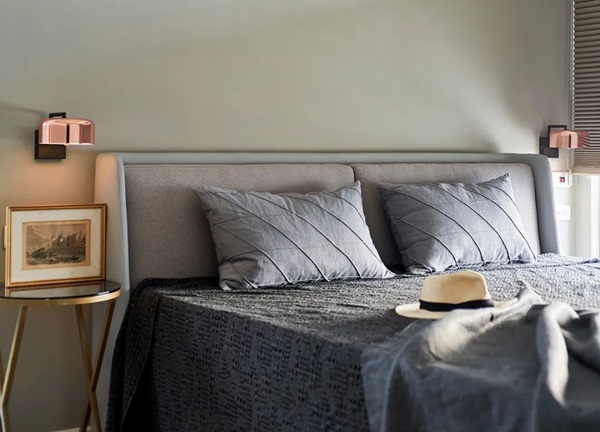 Căn hộ rộng 99m2 mang màu trà sữa + xám xanh nhạt sang trọng, lịch lãm tột bậc, nhiều không gian thoáng đãng tha hồ nghỉ ngơi-20