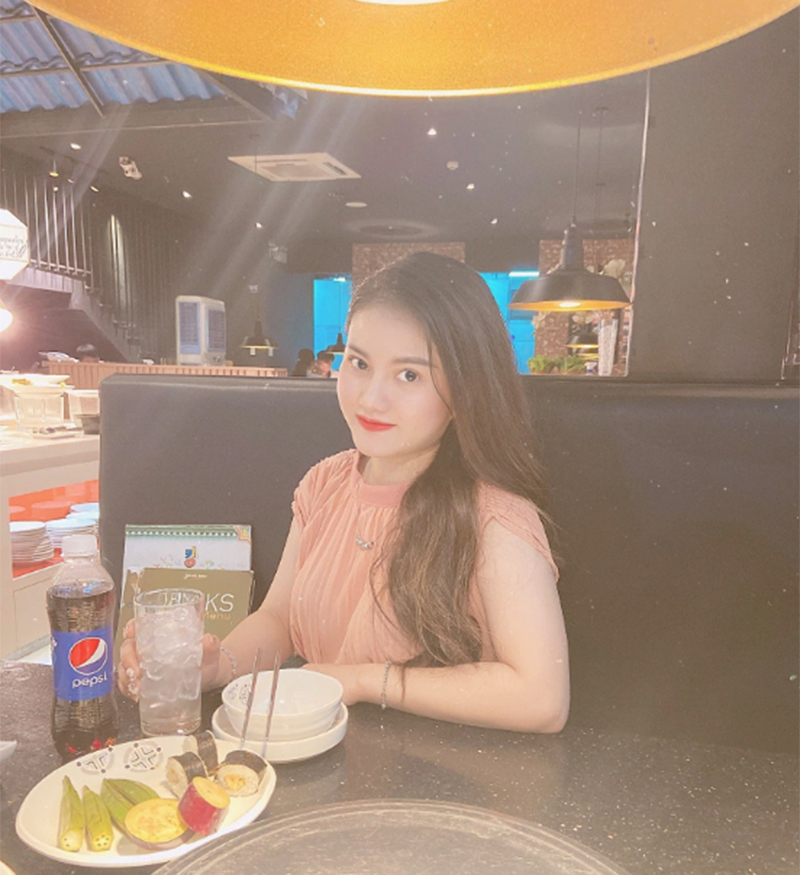 Status gây bão của hotgirl buôn ma túy liên tỉnh: Còn trẻ khoẻ, còn tương lai sao phải dùng đến những thứ dơ bẩn vậy-3