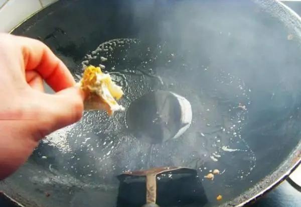 6 thói quen xấu trong bếp mà nhiều người Việt mắc phải, đâu là cách khắc phục?-2