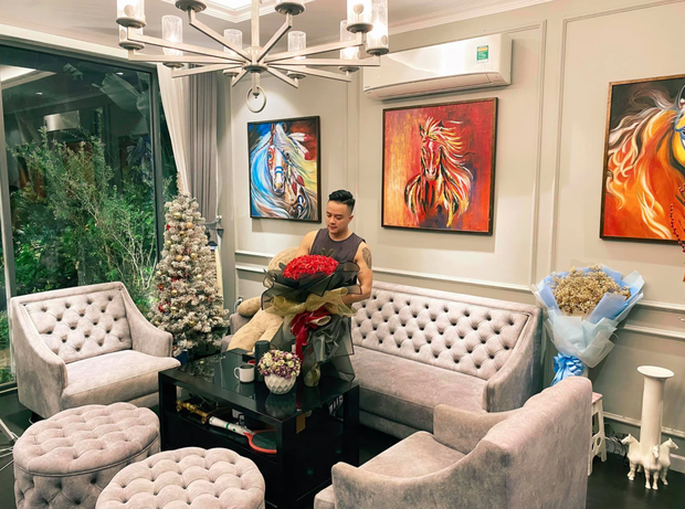 Vbiz có 3 ca sĩ là đại gia bất động sản: Người mua nhiều biệt thự không đếm xuể, người sưu tầm sổ đỏ như thú vui-3