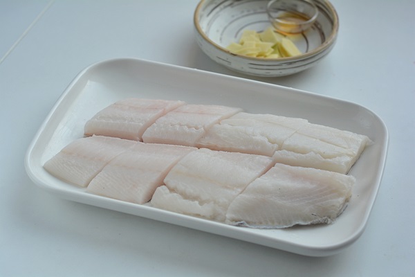 Người dùng máy tính hàng ngày nếu thường xuyên ăn loại cá này sẽ tốt hơn ăn thịt, chỉ mất 5 phút hấp là cực thơm ngon-5