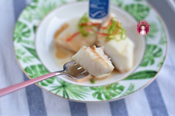 Người dùng máy tính hàng ngày nếu thường xuyên ăn loại cá này sẽ tốt hơn ăn thịt, chỉ mất 5 phút hấp là cực thơm ngon-12