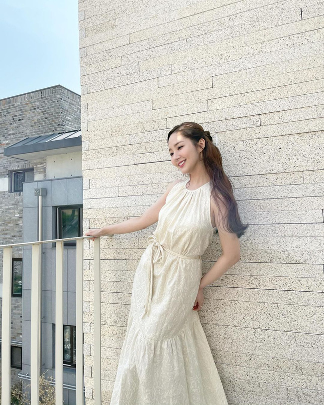 Ngắm sao Hàn diện váy trắng xinh như mộng, chị em sẽ không tiếc tiền sắm cả lố về để nâng cấp style-9