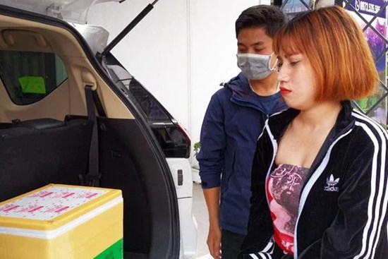 Cô gái nấu trà sữa cần sa bán cho khách du lịch: