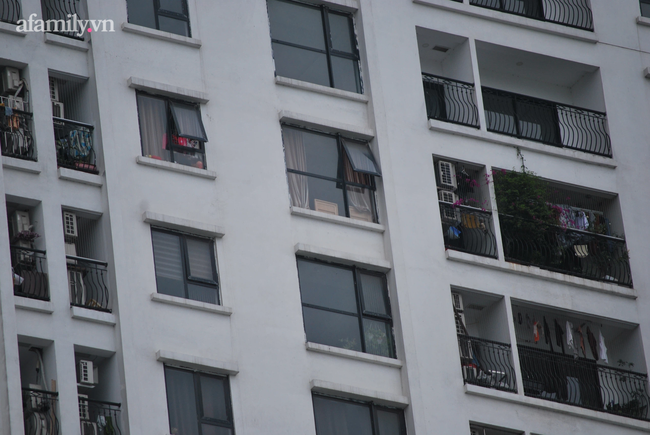 Từ vụ bé gái rơi từ tầng 24 chung cư tử vong: Rất nhiều cảnh báo nhưng tai nạn đau lòng vẫn liên tiếp xảy ra, đâu là nguyên nhân?-2