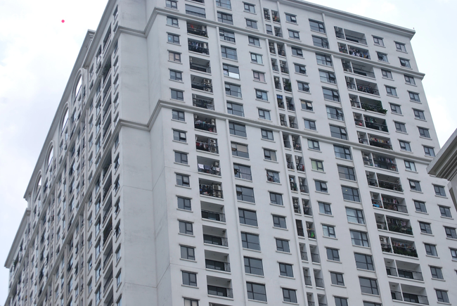 Từ vụ bé gái rơi từ tầng 24 chung cư tử vong: Rất nhiều cảnh báo nhưng tai nạn đau lòng vẫn liên tiếp xảy ra, đâu là nguyên nhân?-7