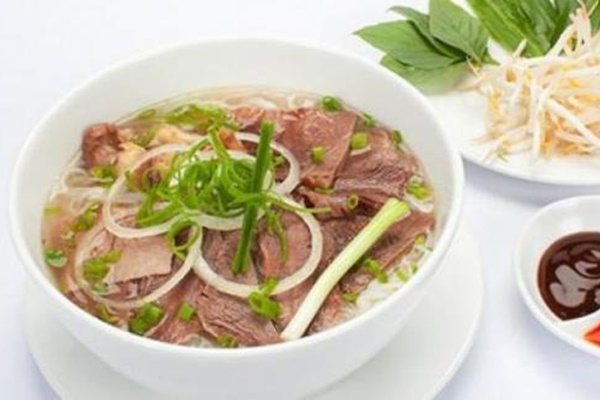 Mẹ đảm nấu phở gà tại nhà ngon hơn cả nhà hàng, ăn hoài không chán-4