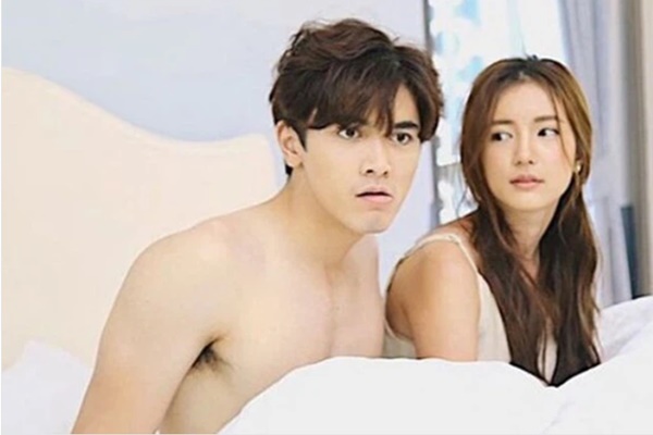 Hãnh diện vì lấy được vợ đẹp, đêm tân hôn, tôi chết lặng khi vợ quỳ gối cầu xin tôi tha thứ-2