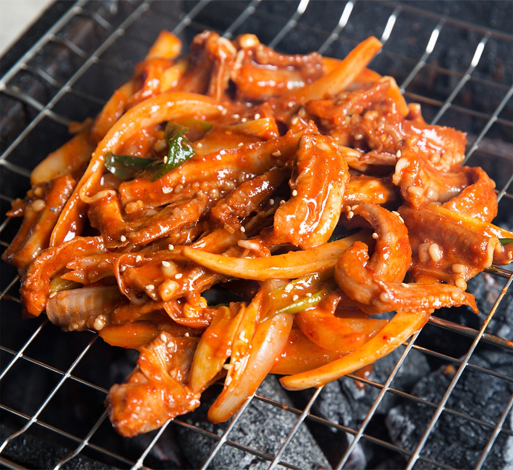 Thứ ngoe nguẩy nhìn rợn da gà nhưng lên mâm lại trở thành đặc sản đắt giá-2