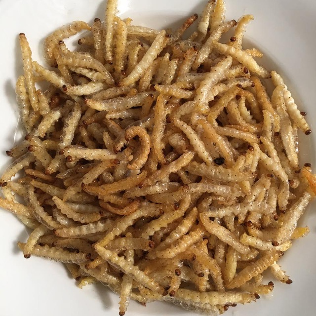 Thứ ngoe nguẩy nhìn rợn da gà nhưng lên mâm lại trở thành đặc sản đắt giá-4