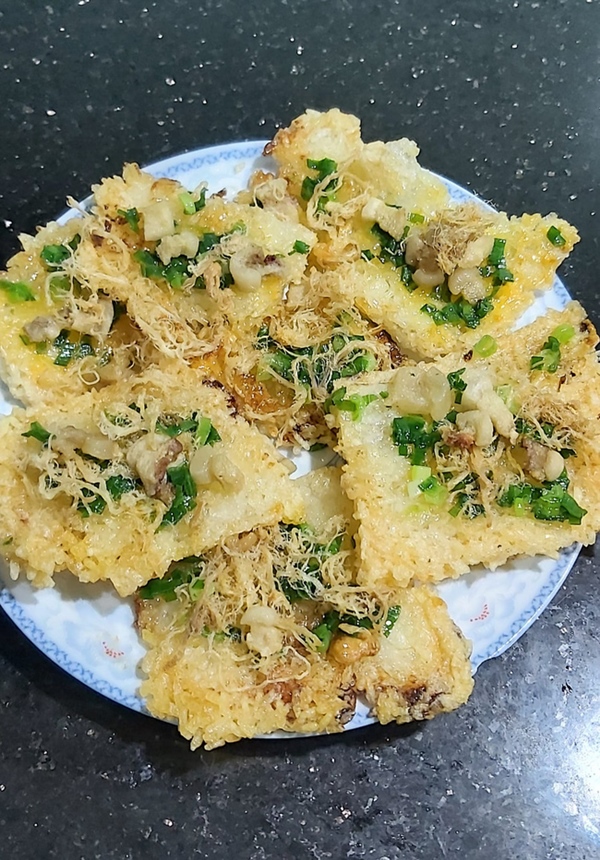 Nhà có nồi chiên không dầu mà chưa biết dùng để làm cơm cháy mỡ hành giòn rụm thì tiếc lắm các chị ơi!-8