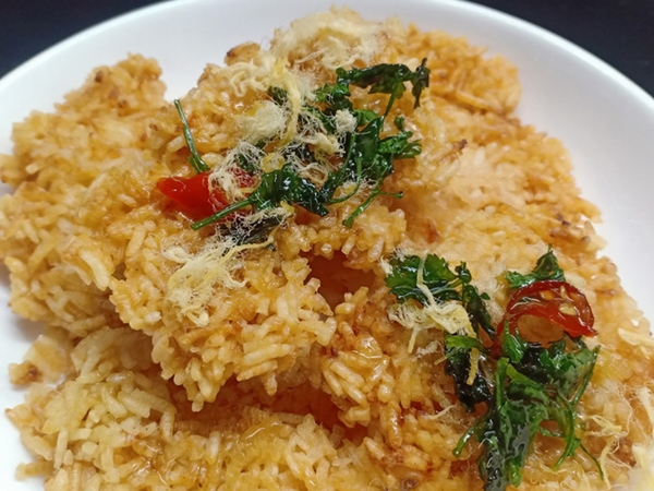 Nhà có nồi chiên không dầu mà chưa biết dùng để làm cơm cháy mỡ hành giòn rụm thì tiếc lắm các chị ơi!-10