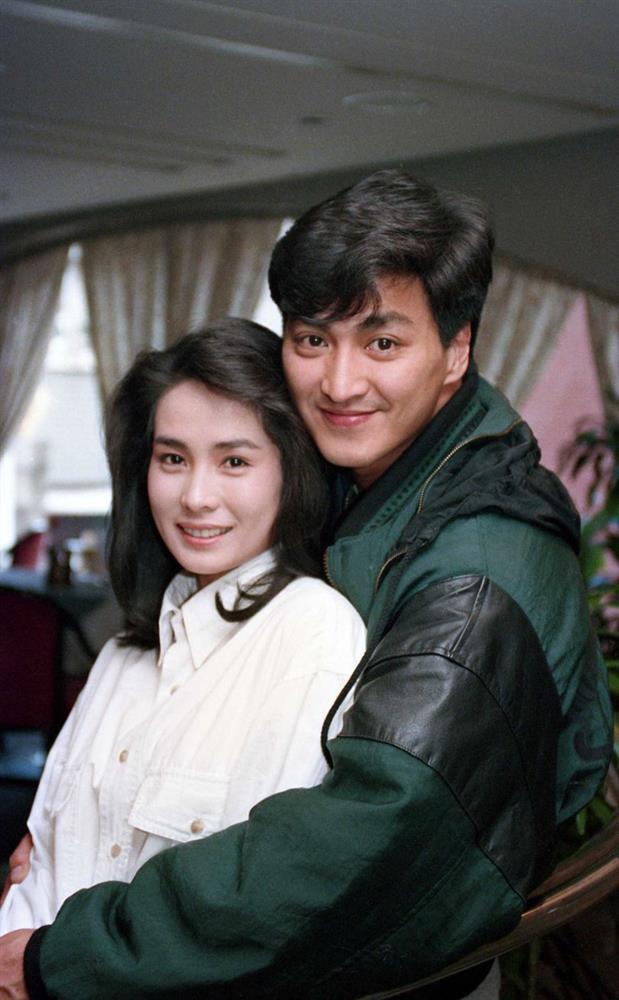 Những lời hứa bên nhau không thành của các cặp sao Hoa ngữ: Trương Quốc Vinh - Mai Diễm Phương không bên nhau khi còn sống nhưng lại ra đi cùng một năm-4