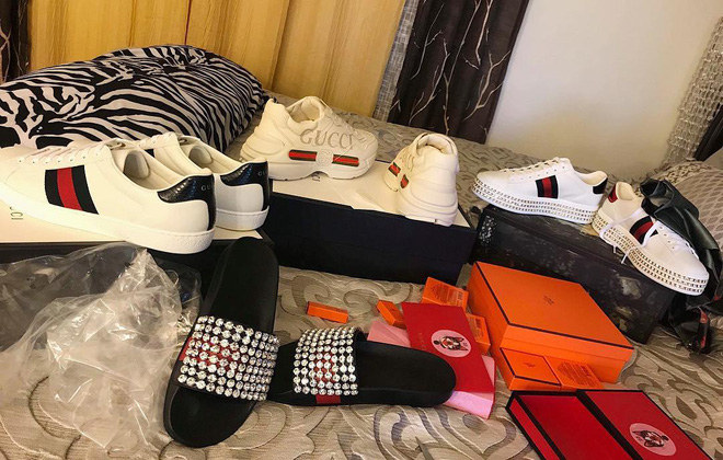 Thiếu gia Sài Gòn được mẹ dắt đi sắm sanh, hàng hiệu mà mua cả lố như mình săn đồ si-7