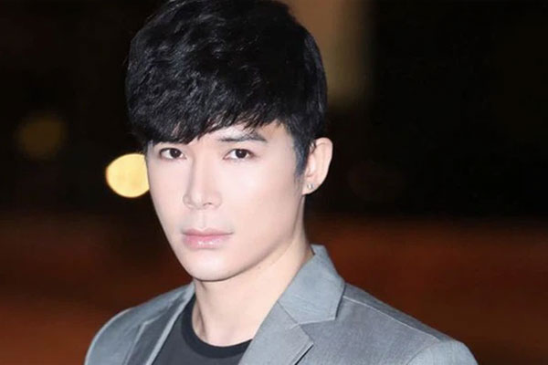 Lý do Nathan Lee mặc váy đen lồng lộn đến đại chiến đọ siêu xe với Ngọc Trinh-3