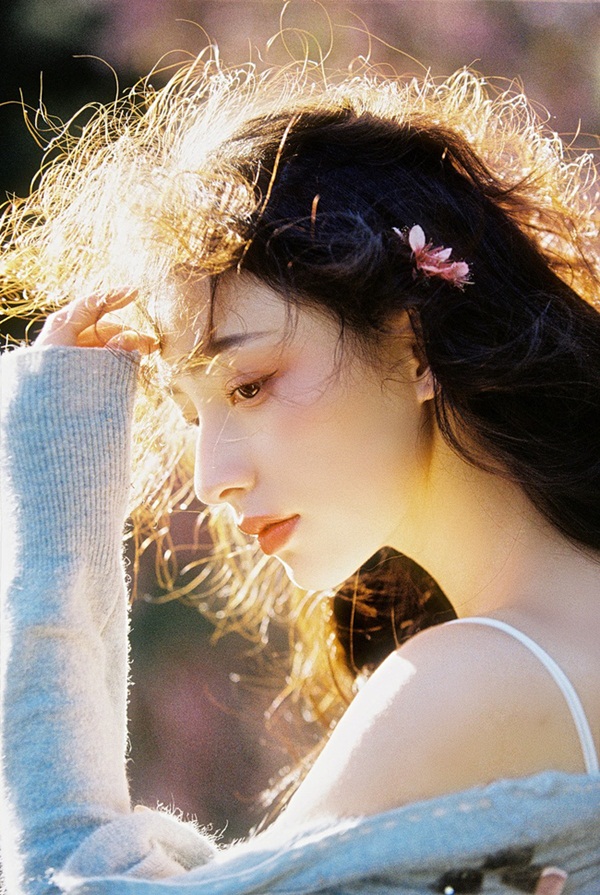 4 cung Hoàng đạo có quý nhân phù trợ, gặp may mắn liên tục từ sự nghiệp, tiền bạc đến tình duyên trong mùa hè này-1