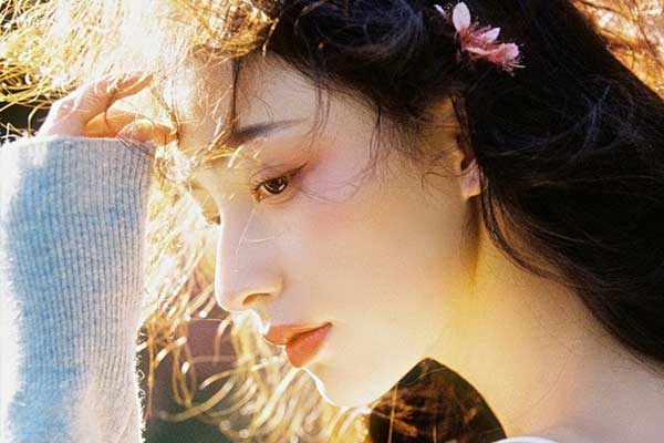 Đúng 0 giờ ngày 1/5: 3 con giáp này được Ngọc Hoàng mở kho phát lương phú quý vây quanh, tiền bạc dư dả-3