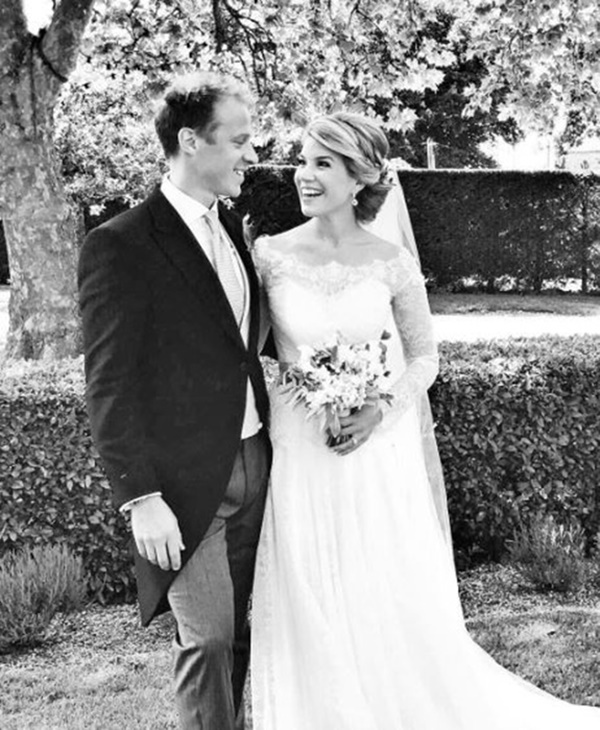 Điều ít biết đằng sau bức ảnh gây bão MXH, đi vào lịch sử của Công nương Kate tại tang lễ Hoàng tế Philip-6