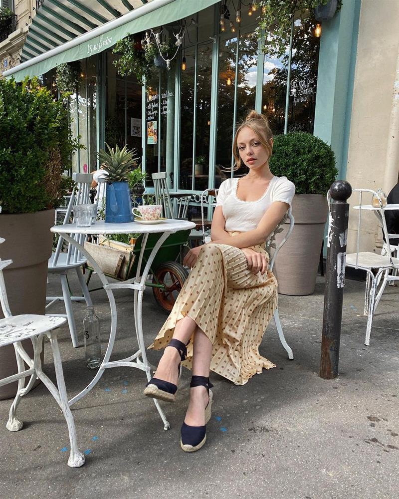 Gái Pháp diện đồ chấm bi luôn xịn đẹp level max là bởi họ có 4 bí kíp đơn giản-12