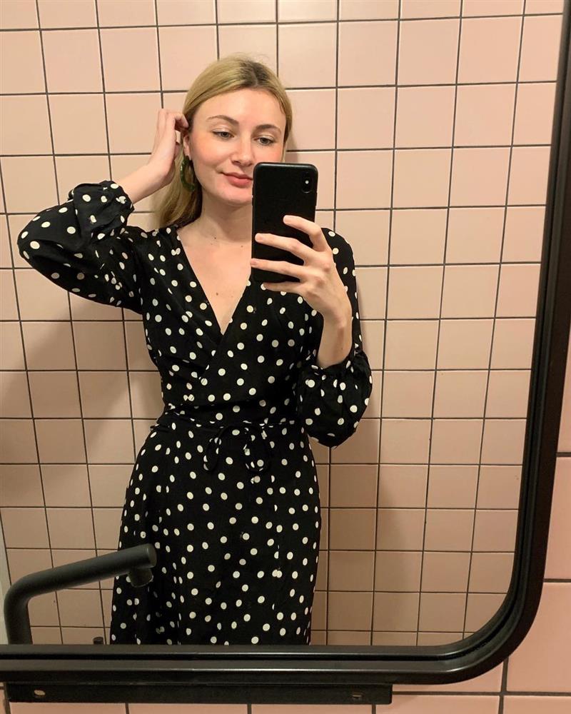 Gái Pháp diện đồ chấm bi luôn xịn đẹp level max là bởi họ có 4 bí kíp đơn giản-4