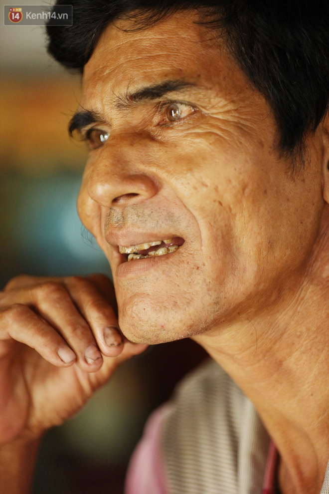 Vợ chồng nhặt ve chai ở miền Tây trả lại tiền tỷ cho người đánh rơi: Lỡ người ta tự tử thì sao? Mình nghèo thì chịu đi, hông lấy của ai hết trơn á!-6