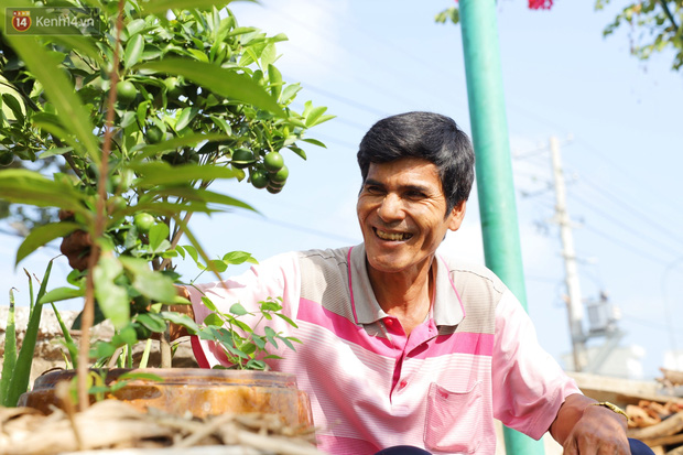 Vợ chồng nhặt ve chai ở miền Tây trả lại tiền tỷ cho người đánh rơi: Lỡ người ta tự tử thì sao? Mình nghèo thì chịu đi, hông lấy của ai hết trơn á!-22