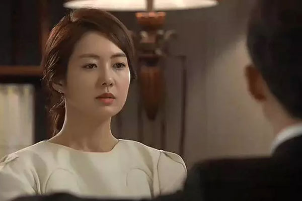 Tưởng chồng trục trặc, vợ&nbsp;ra ngoài ăn vụng cũng... nhạt thếch-2