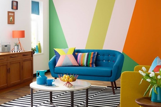 Thay áo mới cho ngôi nhà thành không gian mùa hè đầy sống động bằng sự pha trộn của