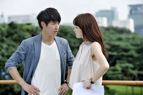 Ngày bố tôi mất, chị dâu vẫn đi làm bình thường, đồng nghiệp góp ý thì chị bỏ về nhà nằm chứ nhất quyết không chịu tang-1