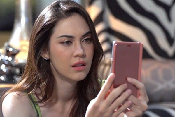 Chấp nhận lấy chồng nghèo để hợp thức hóa cái thai trong bụng, đêm hôm cưới anh đưa một thứ làm tôi hóa đá-2