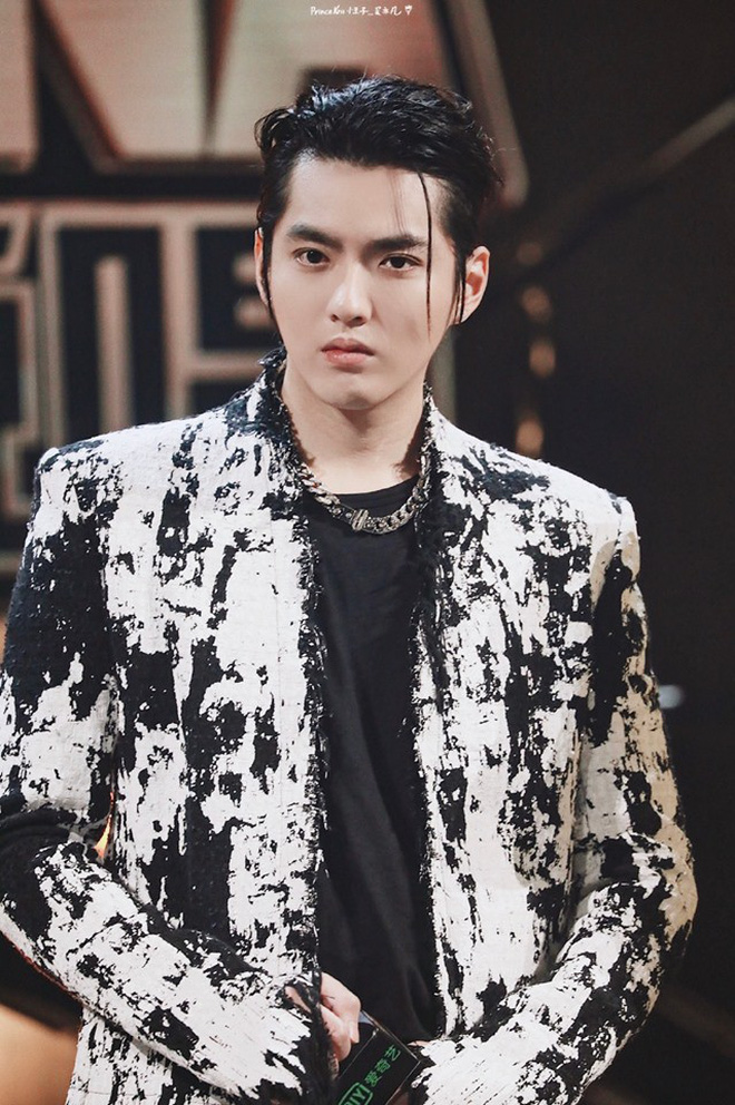 Loạt hint tố Triệu Lệ Dĩnh - Phùng Thiệu Phong ly hôn từ lâu: Valentine bơ nhau, khó đỡ nhất thái độ của chồng với vợ trước tin đồn-5