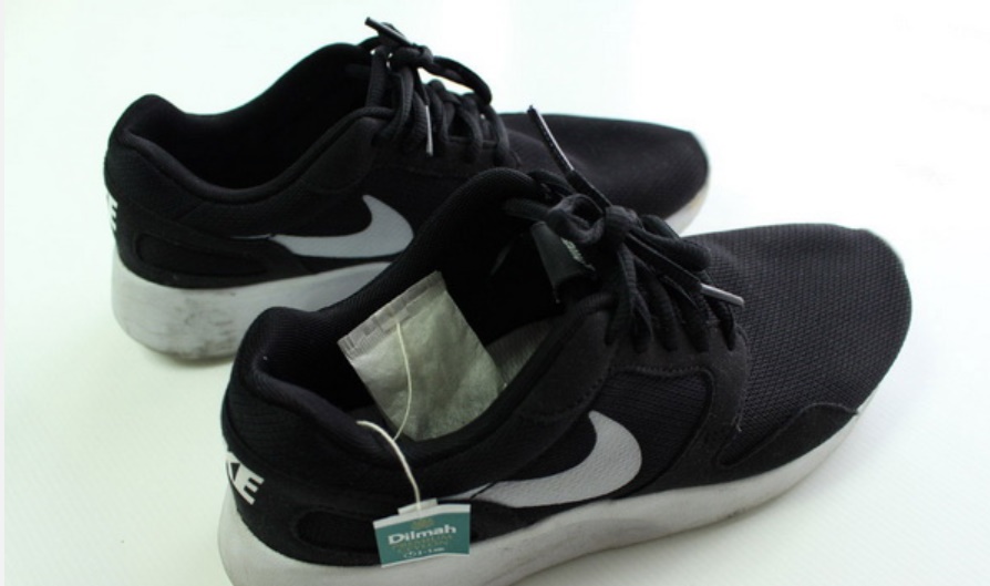 15 mẹo hay giúp khử mùi giày một cách dễ dàng, trời có nóng đến mấy cũng không khiến bạn mất tự tin với những người bên cạnh-11