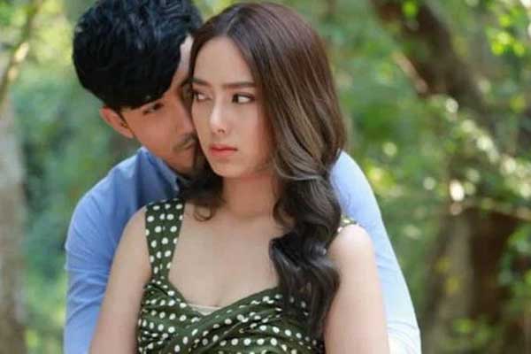 Mang cuốn sổ đỏ mảnh đất trị giá 7 tỷ cầu hôn bạn gái, tưởng như thành công, nào ngờ cô ấy còn ra điều kiện khó tin-1