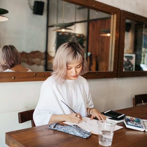 Em gái ruột của Nathan Lee: Giám đốc nghệ thuật thành thạo 4 thứ tiếng, đặc biệt nhất là kín tiếng khác hẳn anh trai-4