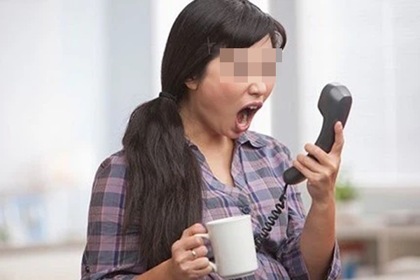 Muốn cùng nhóm bạn đi chơi ngày 30/4, anh chồng cẩn thận làm đơn xin phép vợ, hứa hẹn các thứ nhưng nhận lại câu chốt khiến anh phải lặng im-1