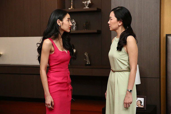 Thấy mâm cơm của mẹ chồng toàn rau với đậu, em dâu về mách lẻo rồi nhà chồng kéo sang làm ầm ĩ, song tôi vừa nói 1 câu, bọn họ muối mặt bỏ về-1