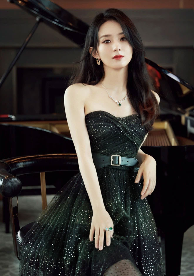 Rầm rộ tin Triệu Lệ Dĩnh bị mẹ chồng khinh thường vì xuất thân nông thôn, bắt phá bỏ nếu như không mang bầu con trai?-1