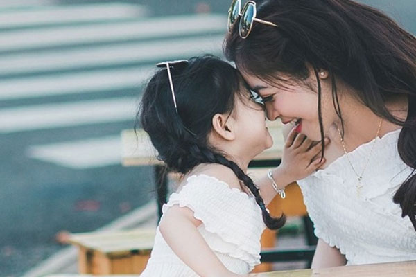 Số lượng xoáy tóc trên đầu trẻ tượng trưng cho điều gì? Trẻ có nhiều xoáy thường thông mình, nhiều tài lẻ có đúng như mọi người thường nói?-6