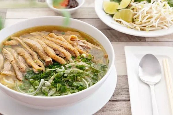 Ăn cơm mãi cũng chán, chị em thử làm phở chiên phồng đổi món xem sao!-8