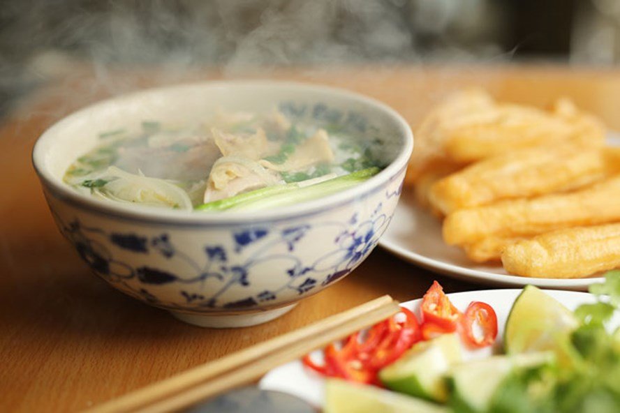 Mẹ đảm nấu phở gà tại nhà ngon hơn cả nhà hàng, ăn hoài không chán-2